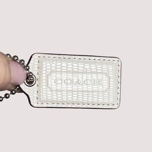 Authentic Coach White Textured Large Hangtag with Ball Chain
